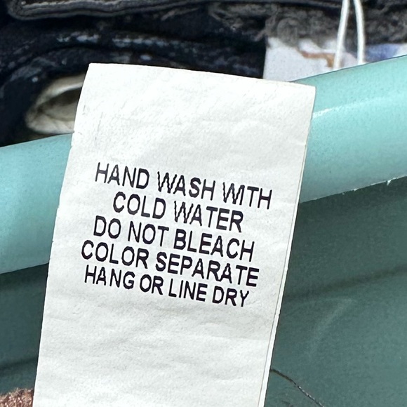 Honey Belle Pink Crop Top Size Large - Picture 9 of 9